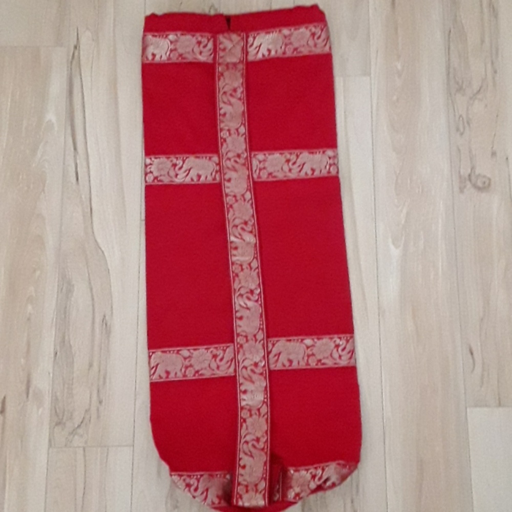 RED SILK YOGA MAT BAG - Picture 7 of 8